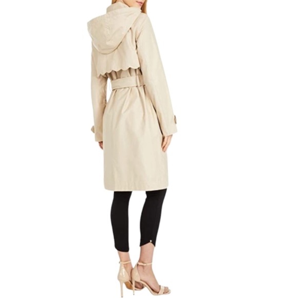 KATE SPADE New York Scallop Hooded Trench Raincoat with Belt, Oxford Tan, Medium - Picture 5 of 6